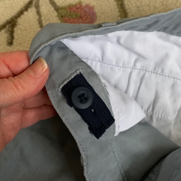 EUC The Children's Place Boys Gray Chino Shorts - Picture 6 of 7